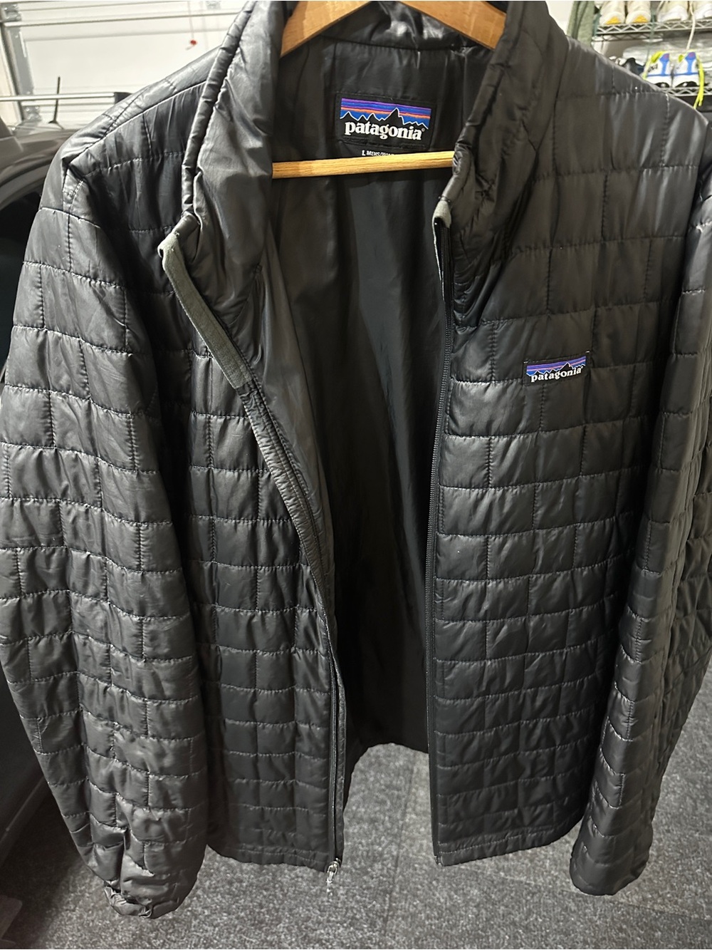 Patagonia Men’s Black Quilted Puffer Jacket